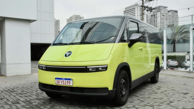 驭电出海，风景i全球上市首站登陆巴西，开启商用车出海新征程